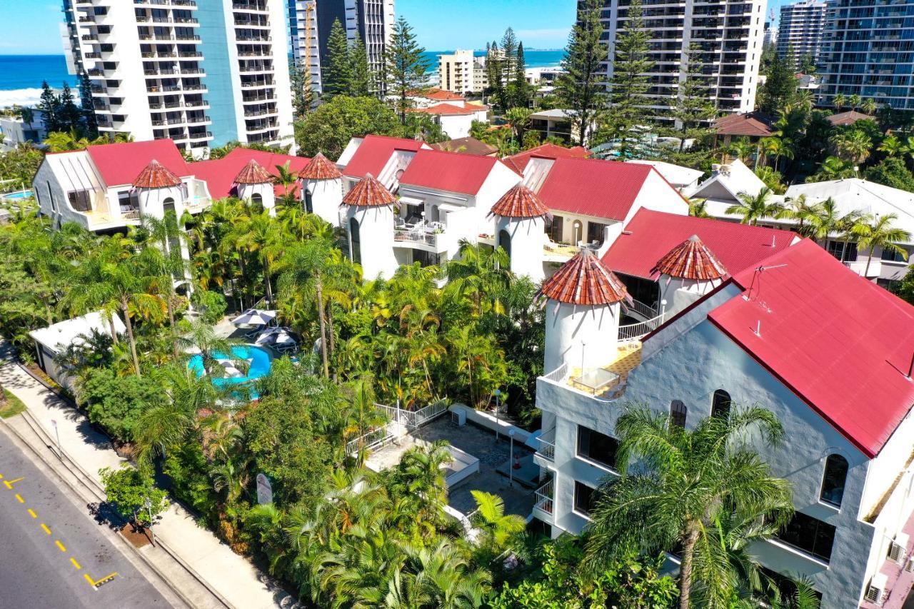 Coco Bella Retreat In Central Surfers - Sleeps 6-8 โกลด์โคสต์ ภายนอก รูปภาพ